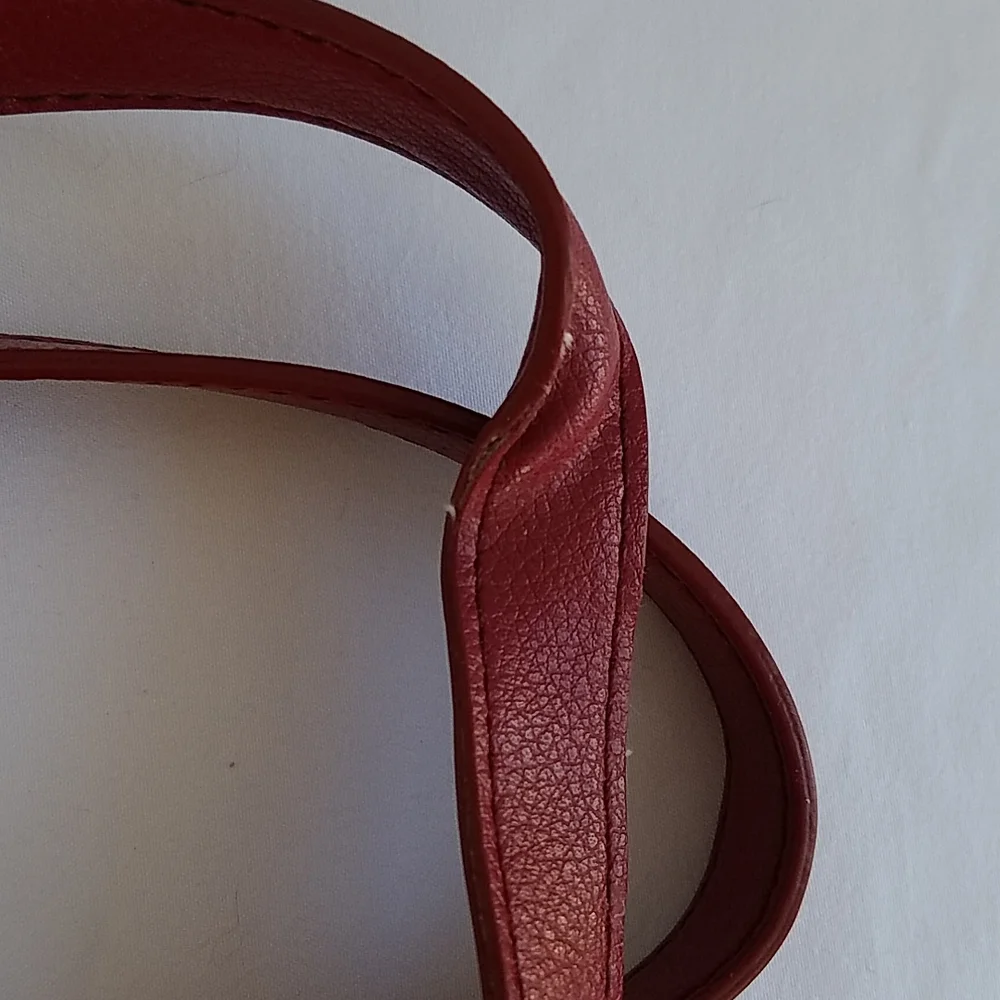 Aurielle Red Zippered Handbag - Picture 7 of 7